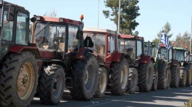 Гръцки фермери планират блокада на границата с България